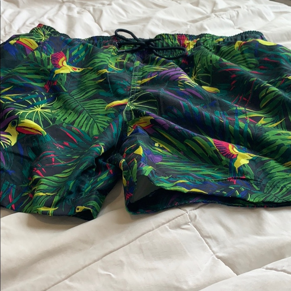 H&M Tropical swimming trunks